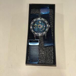 Stylish Men's Blue Watch with Silver Details